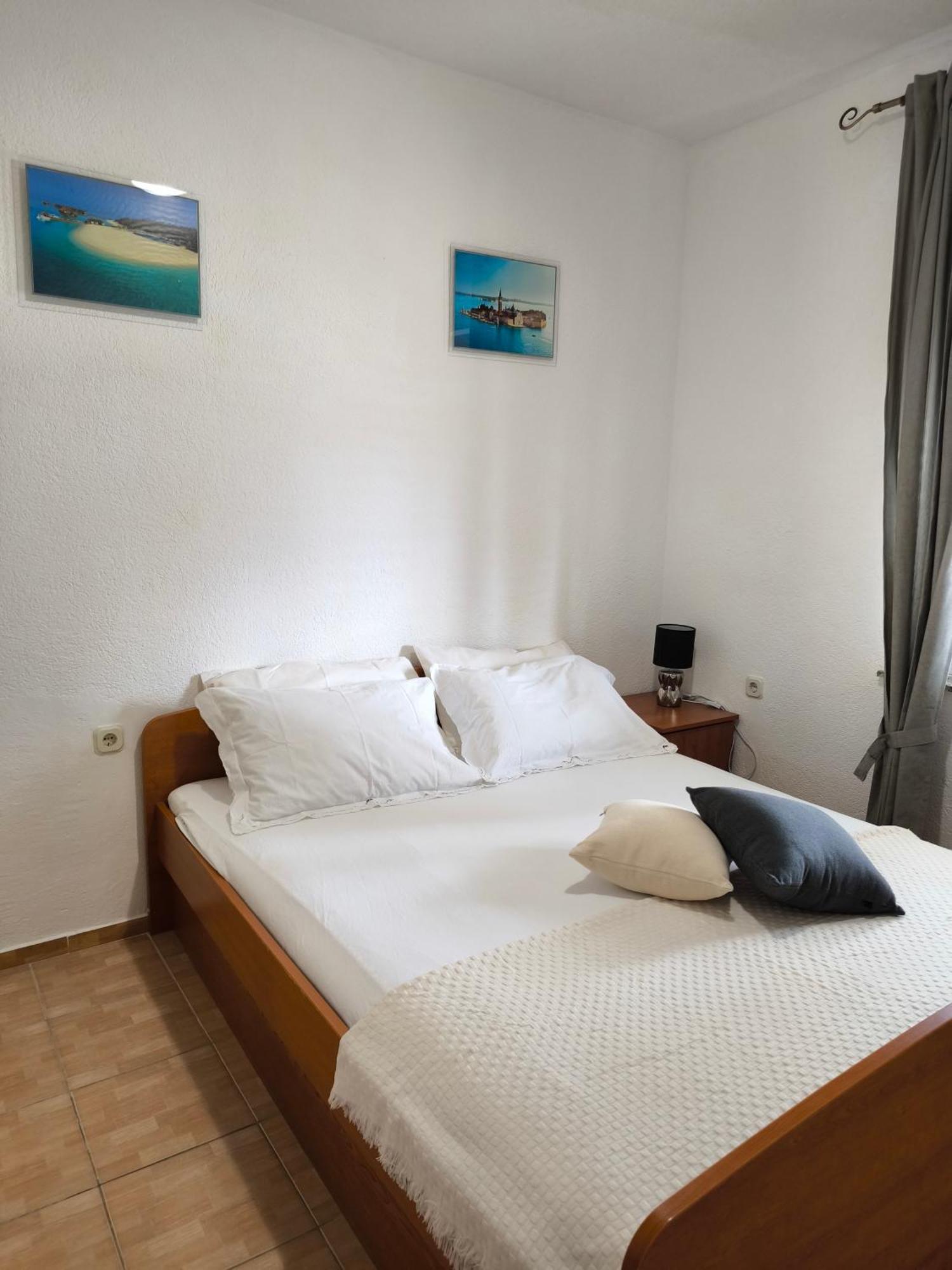 Apartmani Baresic ポドゥゴラ エクステリア 写真