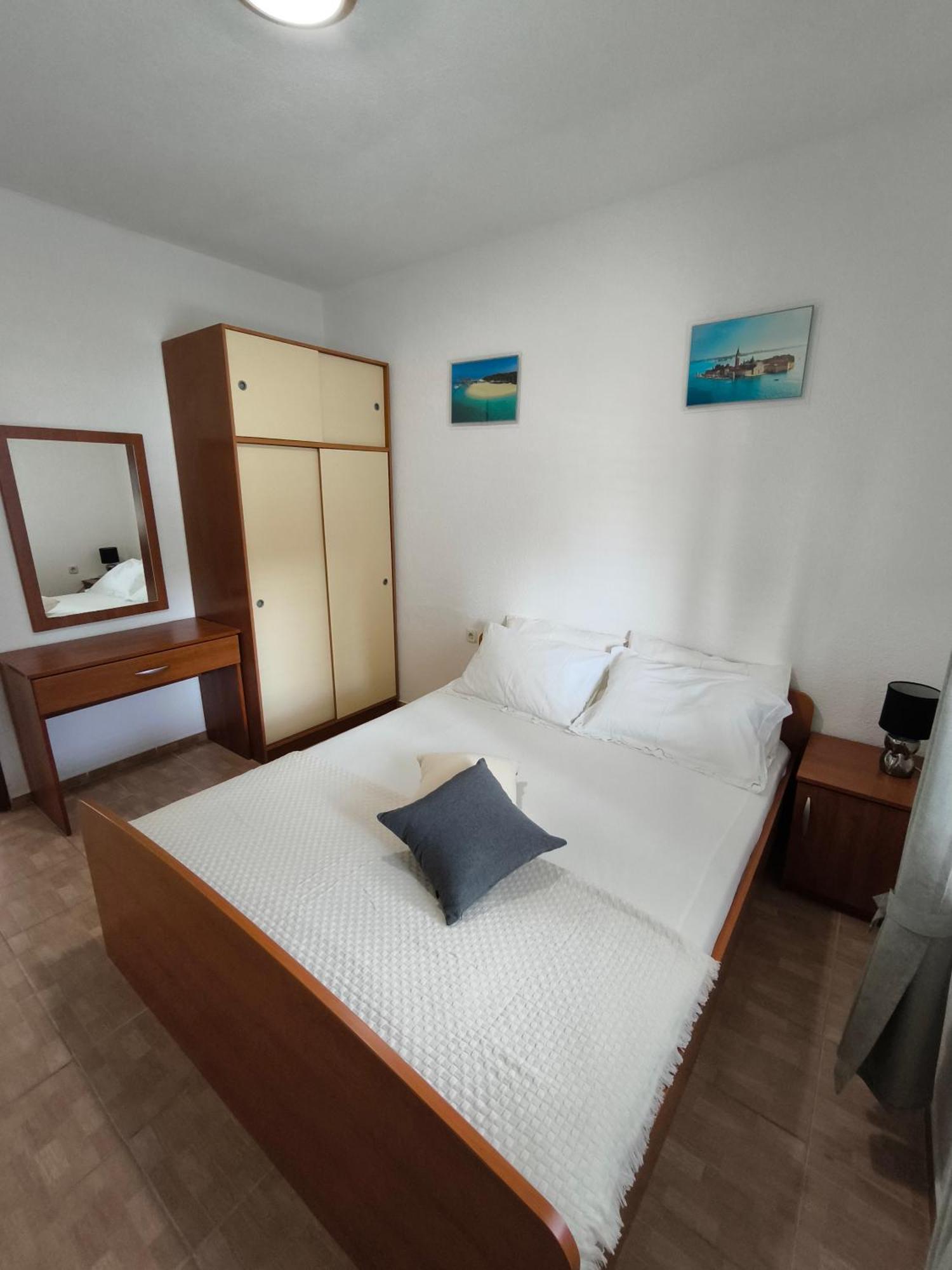 Apartmani Baresic ポドゥゴラ エクステリア 写真