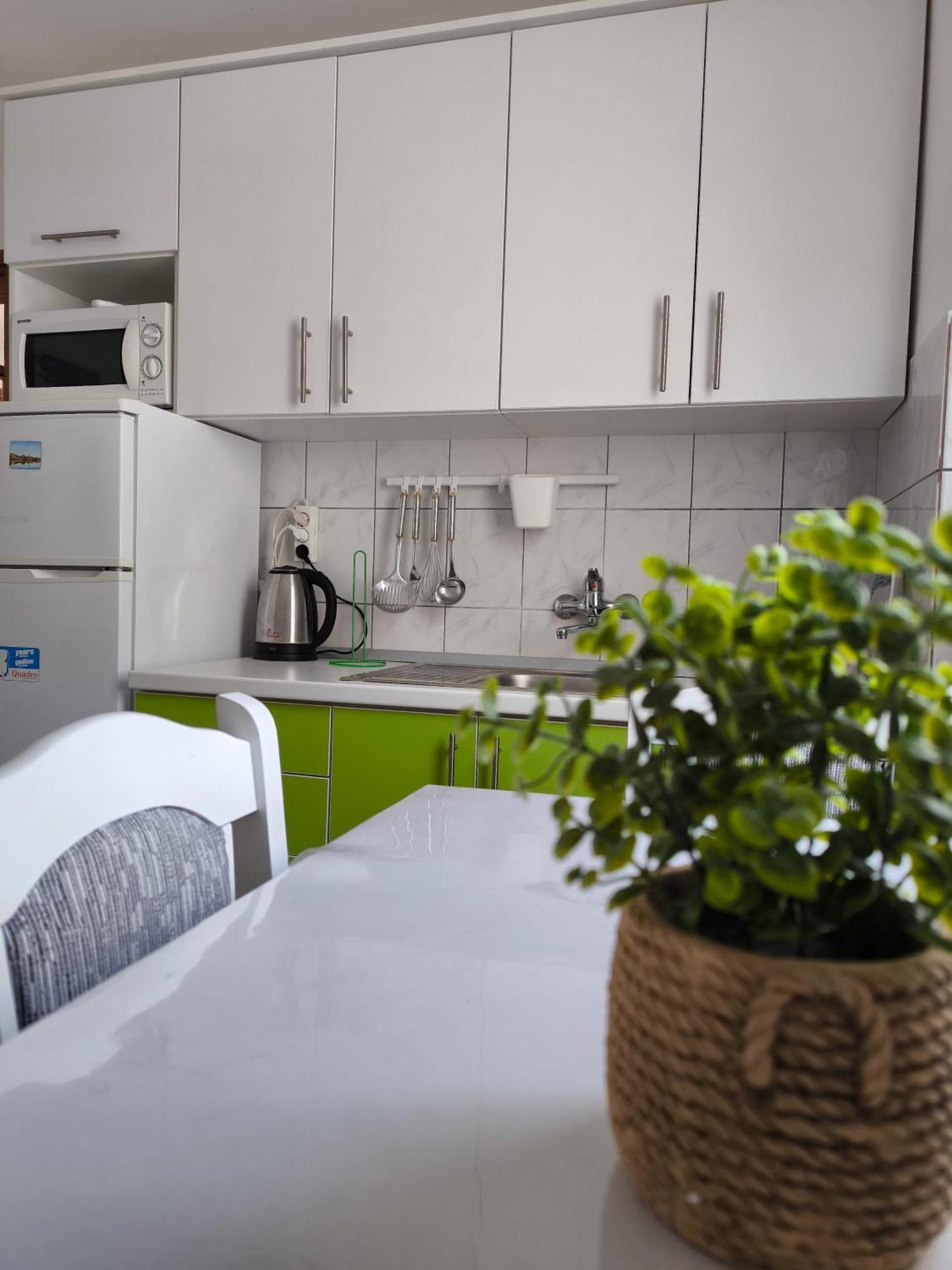 Apartmani Baresic ポドゥゴラ エクステリア 写真