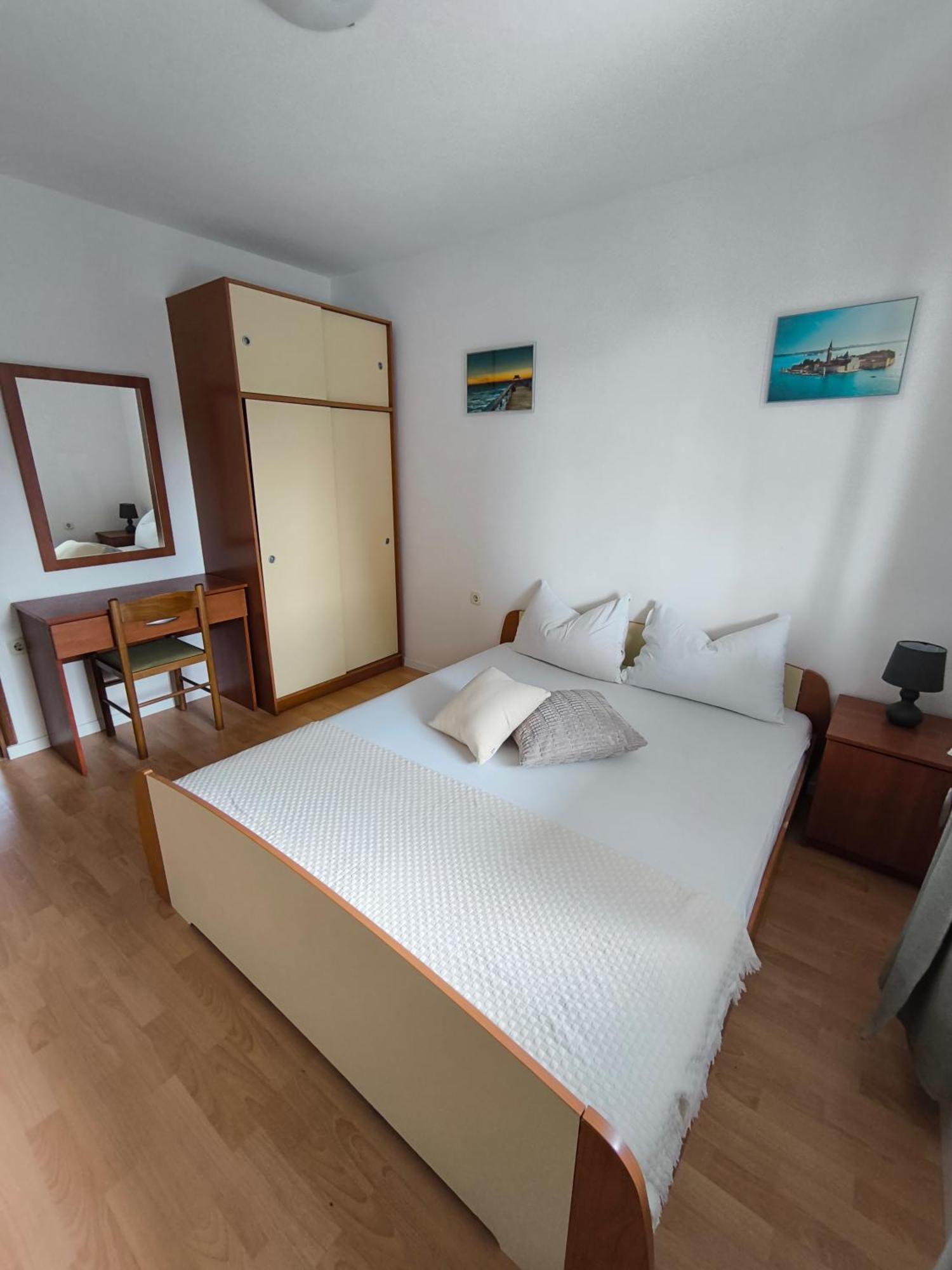 Apartmani Baresic ポドゥゴラ エクステリア 写真