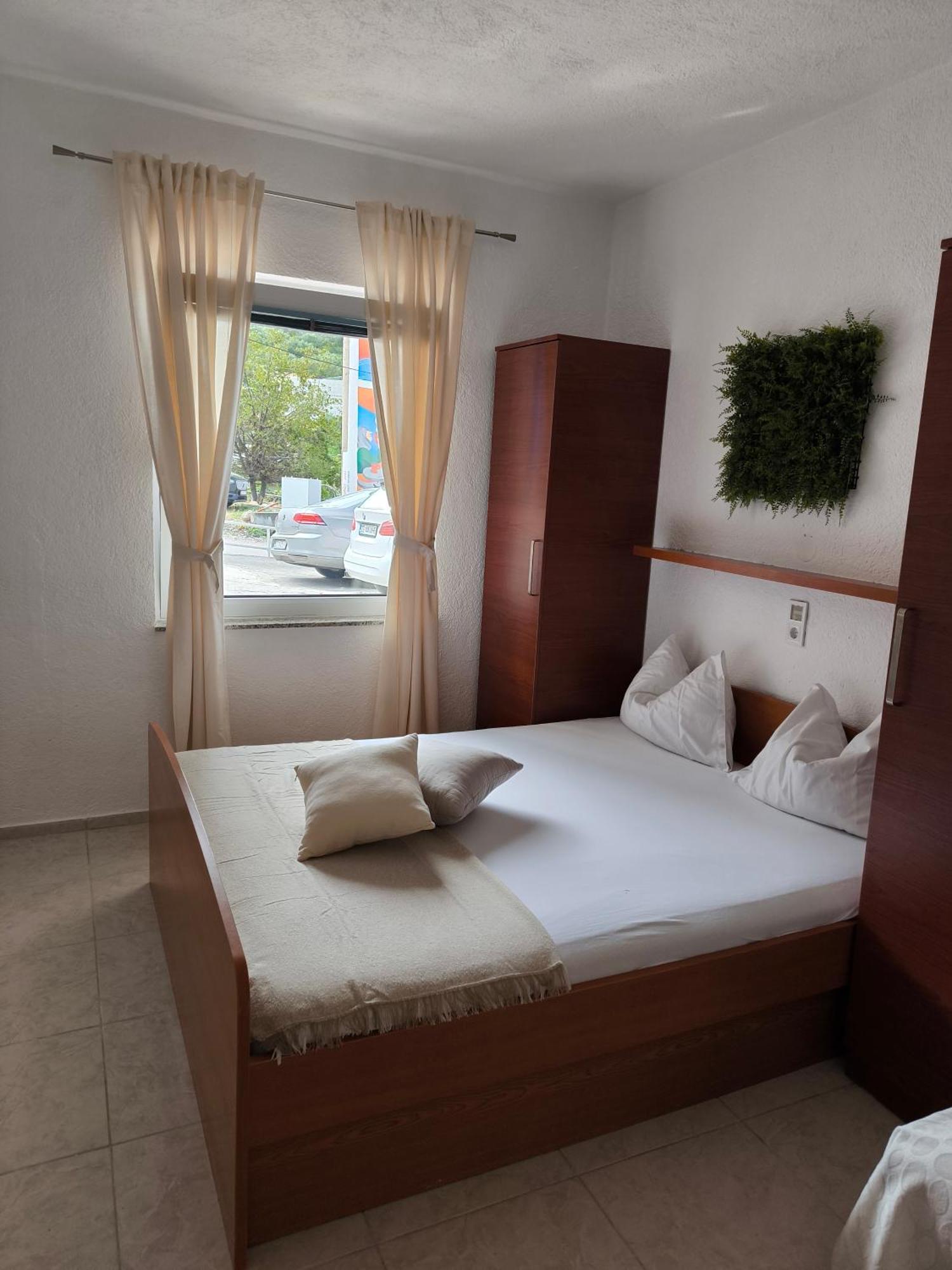 Apartmani Baresic ポドゥゴラ エクステリア 写真